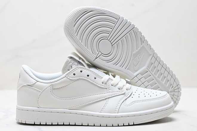 Air Jordan 1 Low x Travis Scott 01